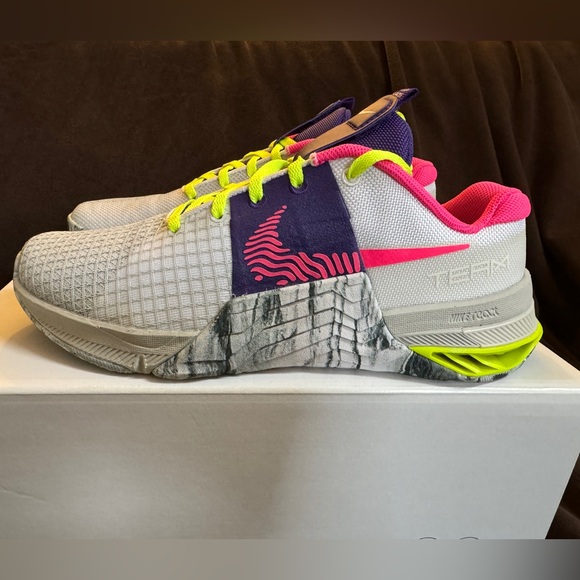 Nike Metcon 8 Custom Women's Training Shoes Size 8.5 - Picture 4 of 15